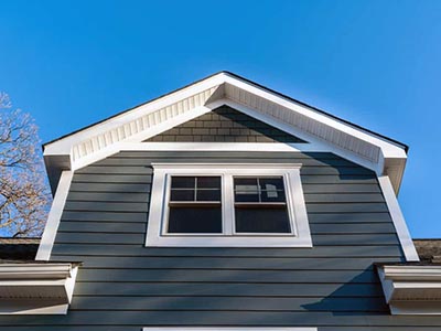 house cedar siding picture